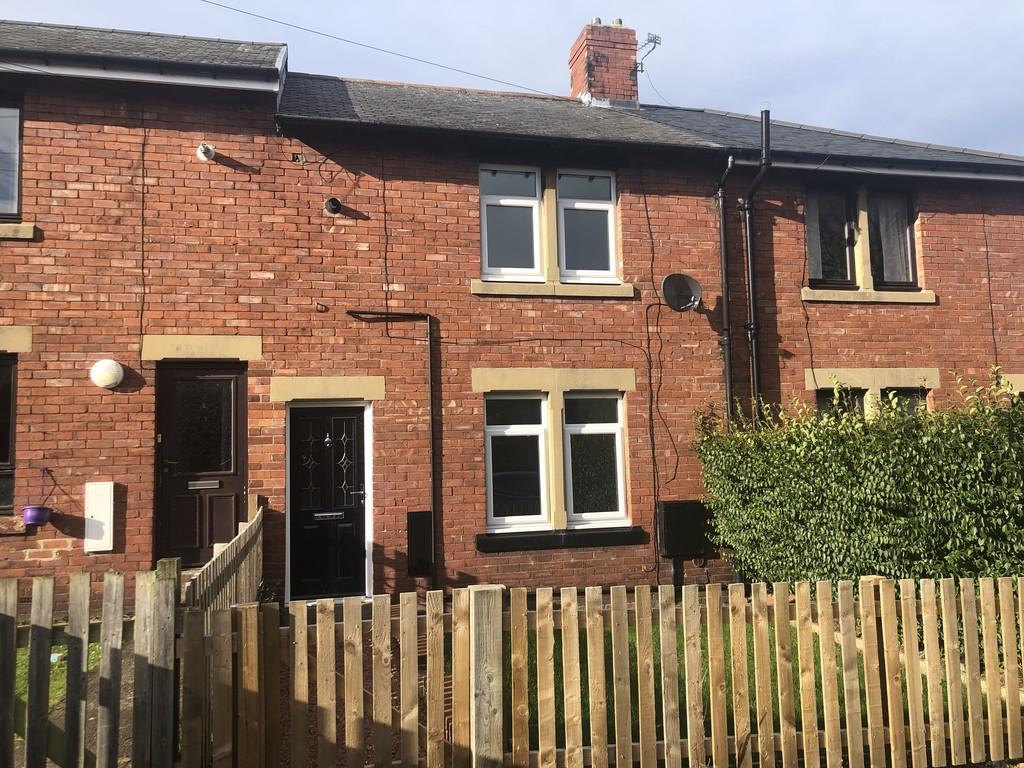 York Crescent, Alnwick, Northumberland 2 bed terraced house £525 pcm (£121 pw)