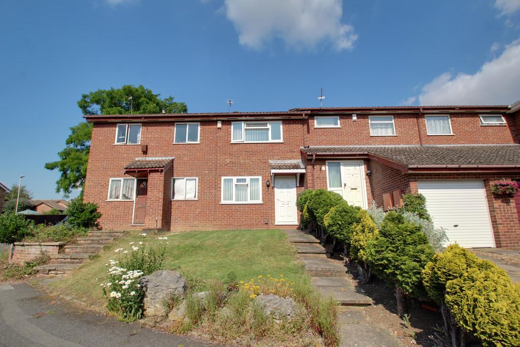 Sharpley Drive, Leicester 2 bed terraced house £950 pcm (£219 pw)