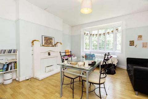 3 bedroom apartment to rent, NW3