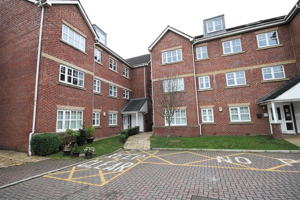 Ellesmere Green, Monton 2 bed apartment £725 pcm (£167 pw)