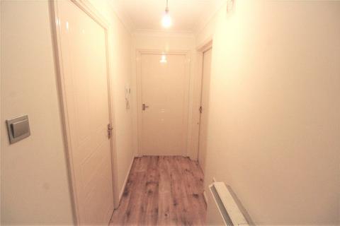 undefined, London Road, Greenhithe, DA9