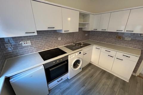 2 bedroom flat to rent, Bell Street, Merchant City, Glasgow, G4