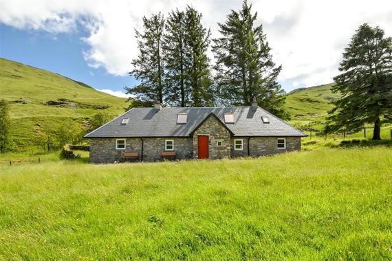 Lubchurran Glenlochay Killin Stirlingshire Fk21 3 Bed Detached