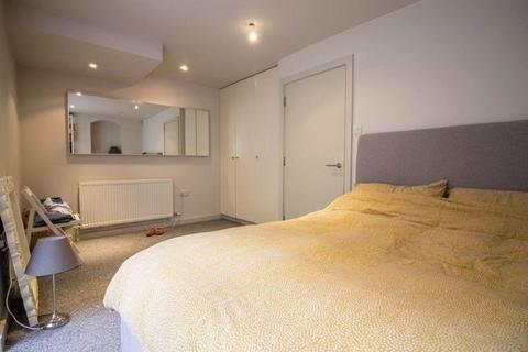 2 bedroom apartment to rent - Whitehorse Road, Limehouse, E1