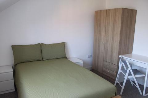 ROOM LET - Diamond Dr GWP Didcot.