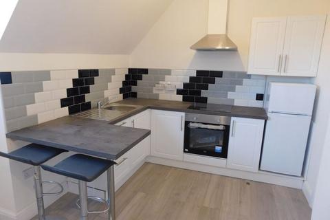 1 bedroom apartment to rent, Layton Avenue, Mansfield