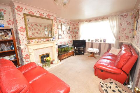 3 bedroom semi-detached house for sale, Blakeney Grove, Leeds