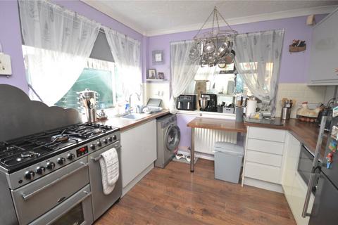 3 bedroom semi-detached house for sale, Blakeney Grove, Leeds