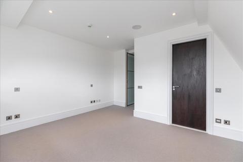 2 bedroom flat to rent, Bedford Gardens House, 13 Bedford Gardens, London, W8