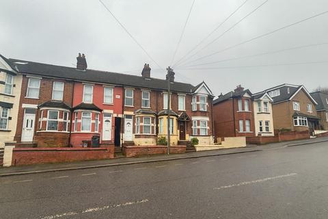 3 bedroom terraced house to rent, 3 Bedroom House To Let - HP12