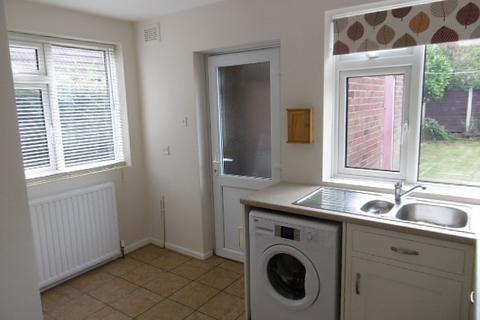 3 bedroom semi-detached house to rent, Abbey Road, Beeston, NG9 2HP