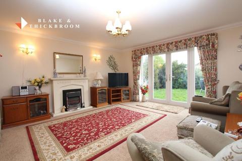 3 bedroom detached bungalow for sale, Oak Close, Great Clacton, CO15 4EW