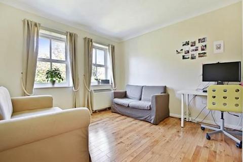 1 bedroom flat to rent, Alfred Close, London, W4