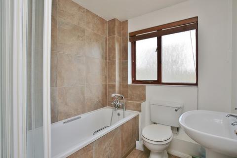 2 bedroom terraced house to rent, Hyacinth Walk, Greater Leys