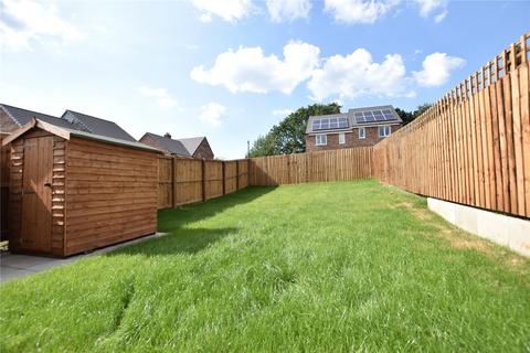 3 bedroom semi-detached house to rent, Blencarn Crescent, Seacroft, Leeds, West Yorkshire