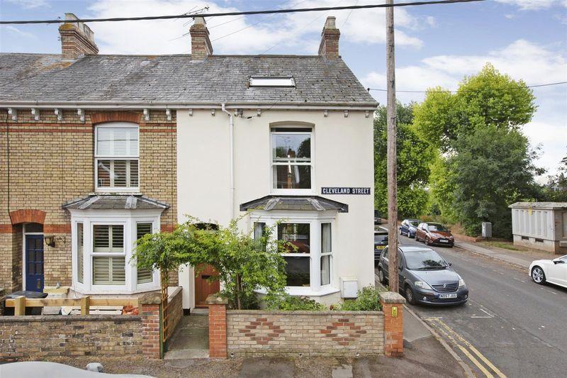 FRENCH WEIR 3 bed end of terrace house £260,000
