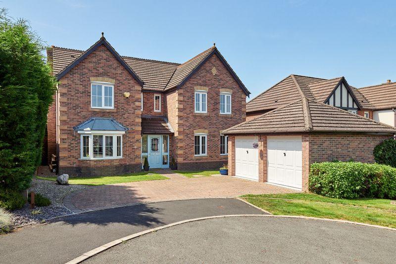 Cheddleton Park Avenue, Cheddleton, Staffordshire, ST13 5 bed detached