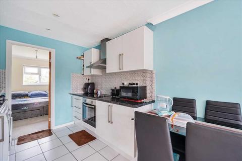 2 bedroom apartment for sale, Crossways, Whitchurch