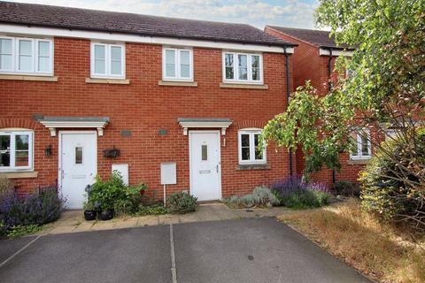 2 bedroom terraced house to rent, Wharfside Close, Gloucester GL2