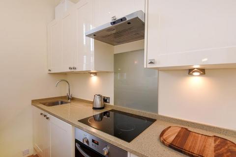 1 bedroom apartment to rent, Willoughby Road,  Hampstead,  NW3