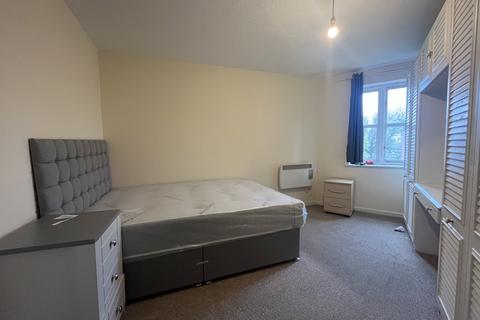 2 bedroom flat to rent, Sherborne Street, Manchester, M8 8NT