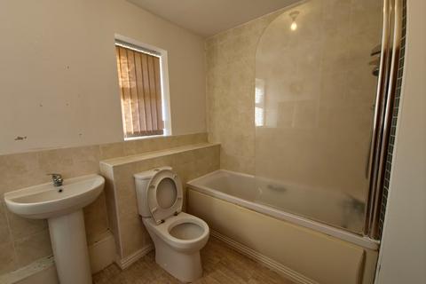 undefined, FLAT 5, 63 DANBURY PLACE, LEICESTER, LE5 0BB