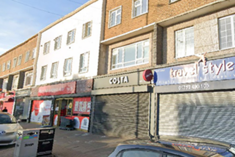 3 bedroom flat to rent, Waverley Road, Slough, SL1