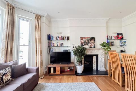 2 bedroom flat to rent, Barclay Road, Fulham, London, Hammersmith and Fulham, SW6