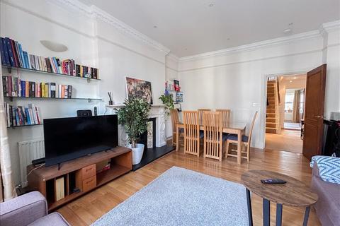 2 bedroom flat to rent, Barclay Road, Fulham, London, Hammersmith and Fulham, SW6