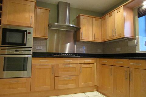 2 bedroom apartment to rent - Belwell Place, Four Oaks