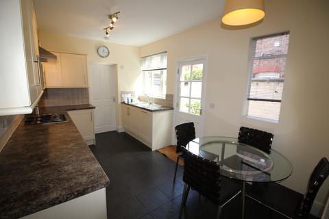 4 bedroom house to rent - Lightfoot Street, Chester, CH2
