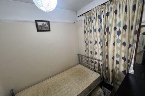 1 bedroom in a house share to rent, Whitehall Road, Uxbridge