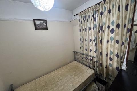 undefined, Whitehall Road, Uxbridge