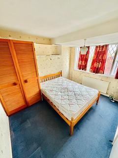 3 bedroom semi-detached house to rent, Spring Parklands, Dudley, DY1 2DJ