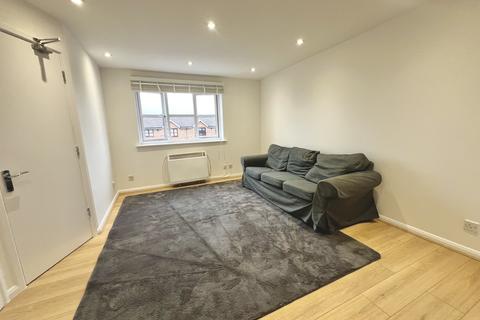 3 bedroom flat to rent, John Williams Close,  New Cross, SE14