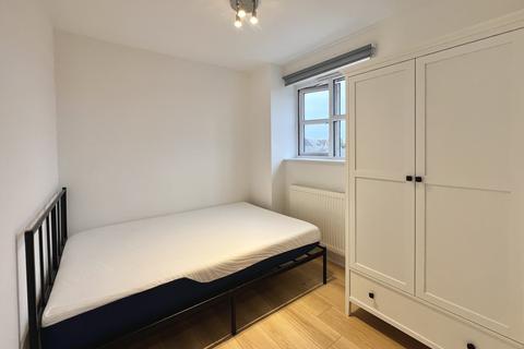 3 bedroom flat to rent, John Williams Close,  New Cross, SE14