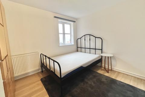 3 bedroom flat to rent, John Williams Close,  New Cross, SE14