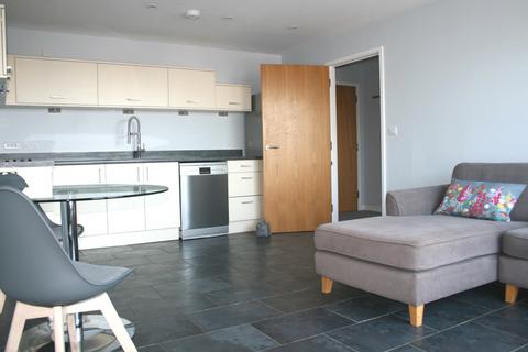 2 bedroom apartment to rent, Queen Street, Portsmouth FURNISHED