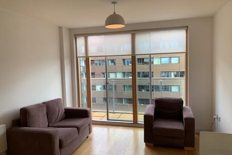 2 bedroom flat to rent, 83 Crampton Street,, Elephant and Castle,, London