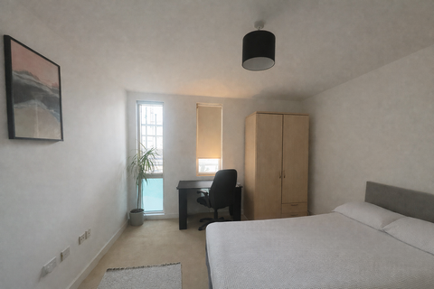 2 bedroom flat to rent, 83 Crampton Street,, Elephant and Castle,, London