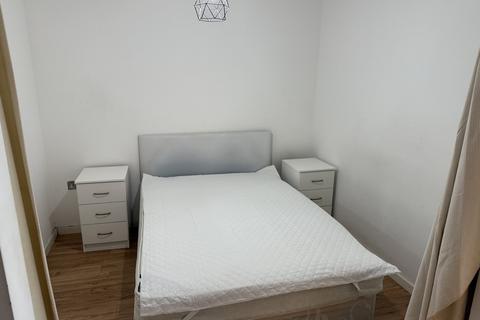 1 bedroom apartment to rent, Marco Island, Huntingdon Street