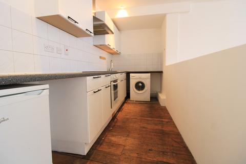 Studio to rent, Ebenezer Street, London N1