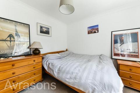 2 bedroom flat to rent - RICHBORNE TERRACE, OVAL,