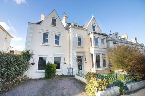 5 bedroom detached house to rent, Mont Arrive, St Peter Port, Guernsey
