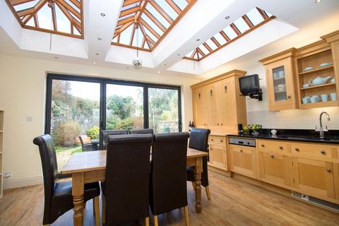 5 bedroom detached house to rent, Mont Arrive, St Peter Port, Guernsey