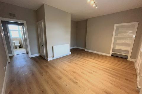 1 bedroom flat to rent, Viceroy Street, Kirkcaldy  KY2