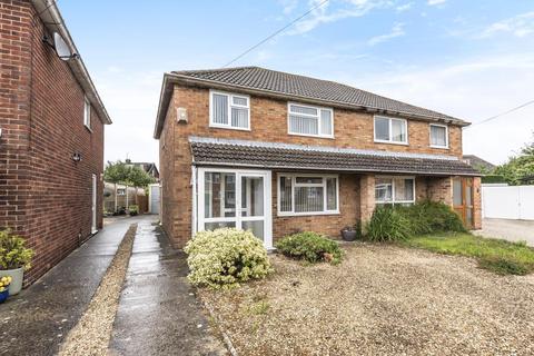 3 bedroom semi-detached house to rent, South Close,  Kidlington,  OX5