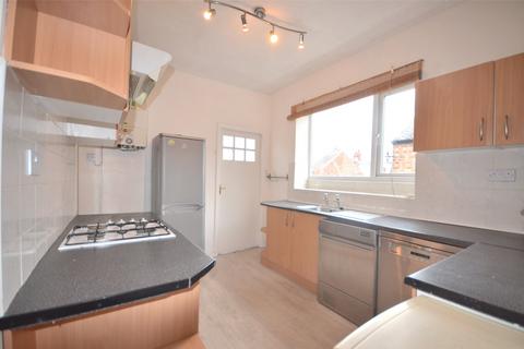 3 bedroom apartment to rent, Osborne Avenue, Jesmond, NE2