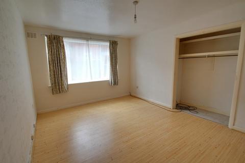 2 bedroom apartment to rent, Stoughton Road, Leicester