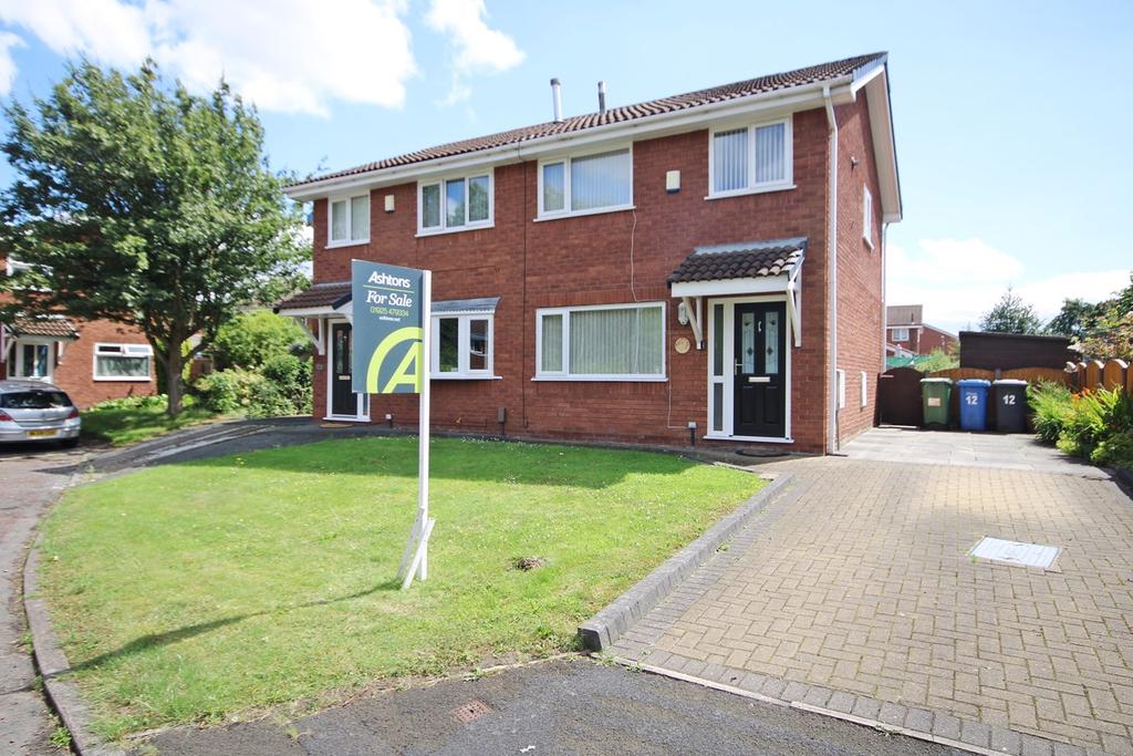 Nairn Close, Fearnhead, Warrington, WA2 3 bed semidetached house £